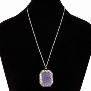 Exclusive necklace with pendant, amethyst