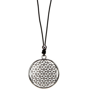 Large necklace