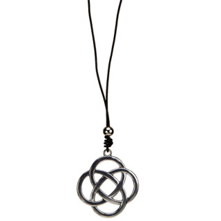 Large necklace
