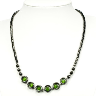 Magnetic chain green
