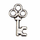 50 charms / pendants key, silver