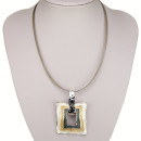 Fashionable necklace, multicoloured