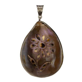 Large shell pendant set