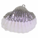 Pendant shell, white silver