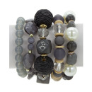 Fashionable bracelet set, grey