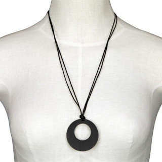 Necklace with pendant aluminium