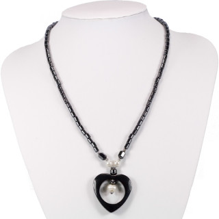 Hematite necklace heart with cultured pearl