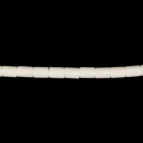 strand white coral, 11x18mm
