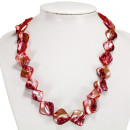 Necklace mother of pearl, red