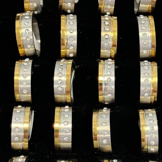 Stainless steel ring bicolor with stones