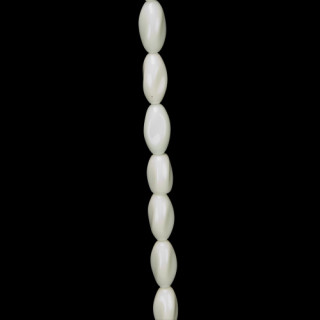 strand glass beads, twisted 8x11mm, white