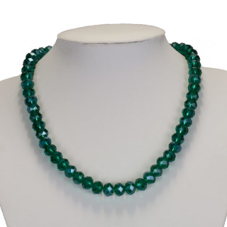 Necklace with glass beads, green