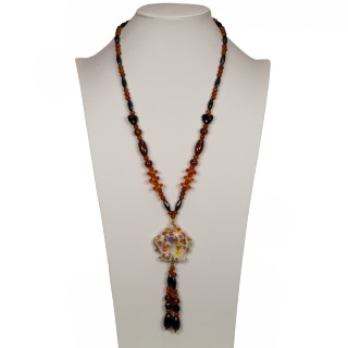Long necklace glass