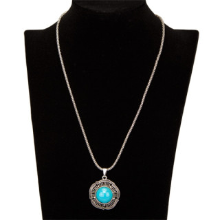 Necklace with pendant, blue