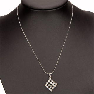 Fashion chain with glitter stones