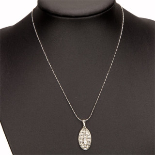 Fashion chain with glitter stones