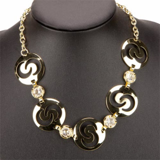 Fashionable necklace, gold