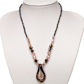 Glass necklace with pendant, pink