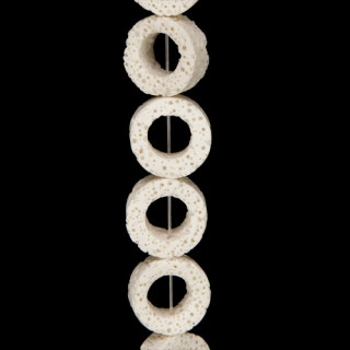 Strang gefärbte Lava, Weiß, Ringe 20x8mm