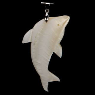 Pendant mother-of-pearl dolphin, 75x40mm