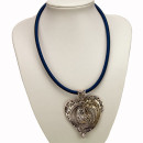 Fabric ribbon necklace blue with pendant heart